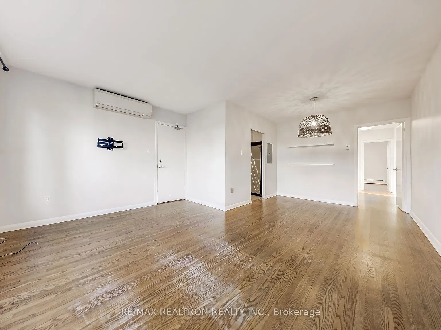 2 bed, $2,800 — Photo 2