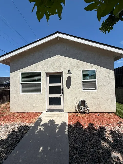 1 bed, $2,250 — Photo 2