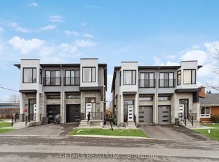137 Duford St #A, Ottawa, ON K1L 6Z5