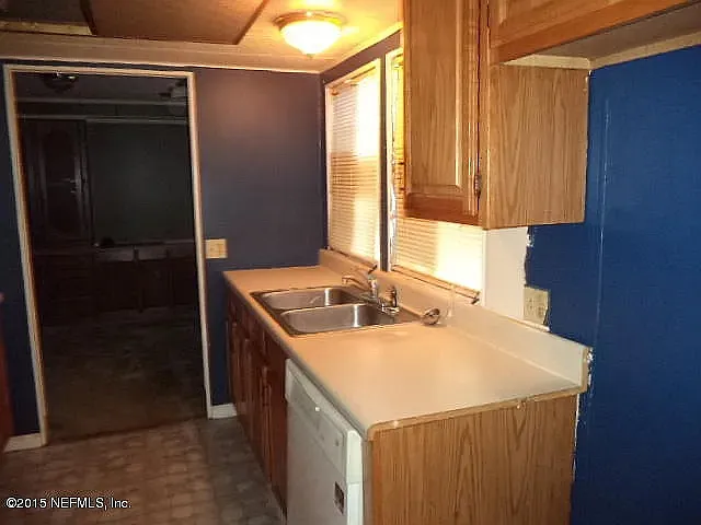 7615 Timberwood Dr — Photo 6