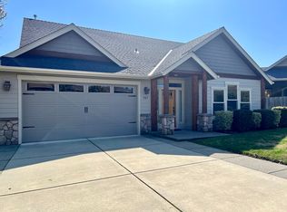 767 NW Windsor Dr, Grants Pass, OR 97526