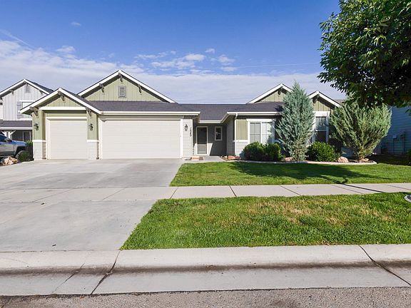 2nd image of 1649 Mustang Mesa Pl