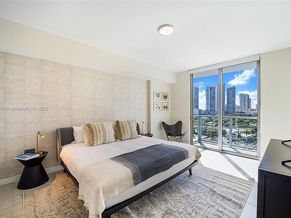 4th image of 3900 Biscayne Blvd #S-1010
