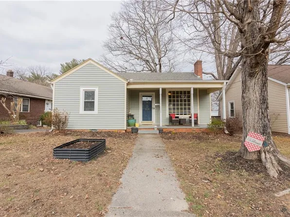 308 Taylor St, Mount Airy, NC 27030