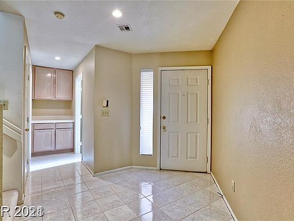 5th image of 5201 S Torrey Pines Dr Unit 1205