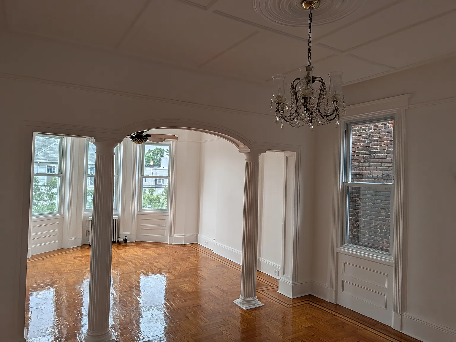 3 bed, $3,100 — Photo 2