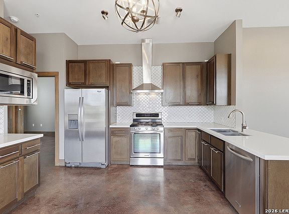 5th image of 1542 N Alamo St Unit 201