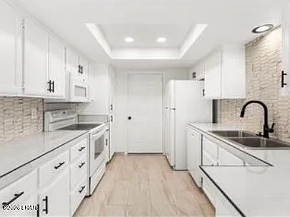 3270 Osborn Dr #102 — Photo 10