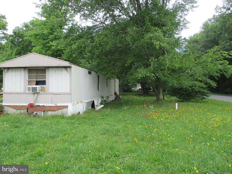 2nd image of 37908 Washington Ave