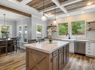 1133 Mountain Brook Dr, Clover, SC 29710