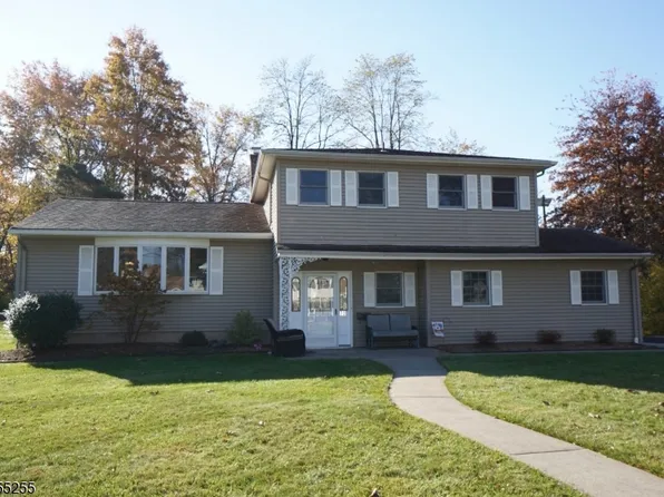 73 Dorset Dr, Clark Twp., NJ 07066