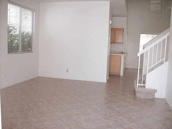 2nd image of 919 Whispering Grove Ave #1