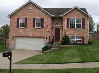 1083 Amblewood Ct, Independence, KY 41051