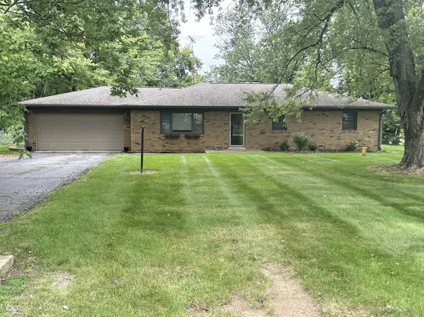 109 N Center Ln, Crawfordsville, IN 47933