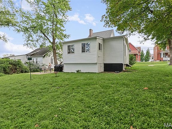 5th image of 323 W Cleveland Ave