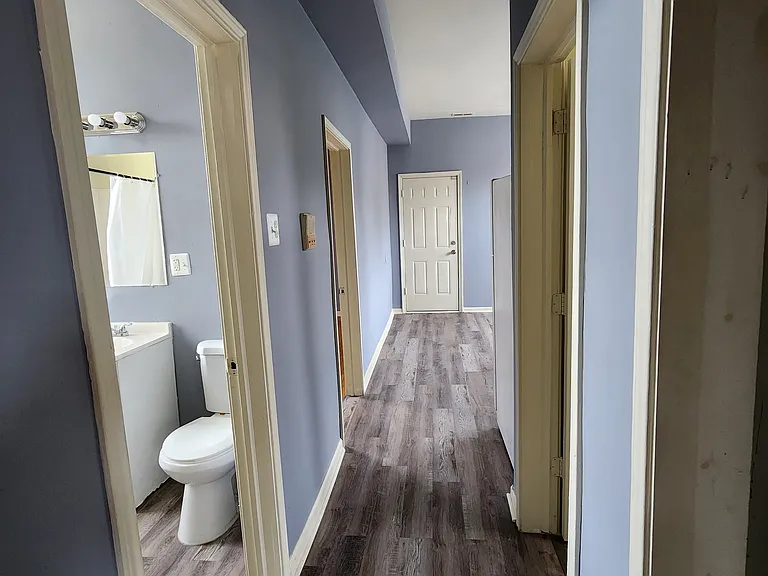 1650 S Saint Louis Ave #1R — Photo 6