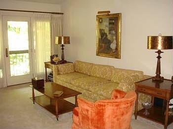 4th image of 519 Banyon Ln APT C