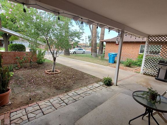 4th image of 4042 W Sierra Vista Dr
