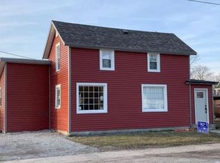 526 W Whitley St, Churubusco, IN 46723