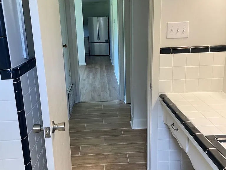 211 San Jose St — Photo 8
