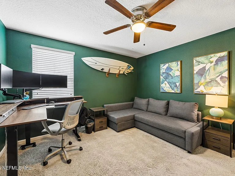 470 Servia Dr — Photo 19
