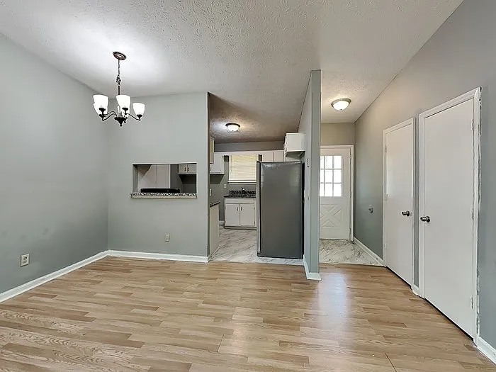 2093 Drake Ct — Photo 5