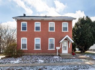 944 Mount Loretta Ave, Dubuque, IA 52003