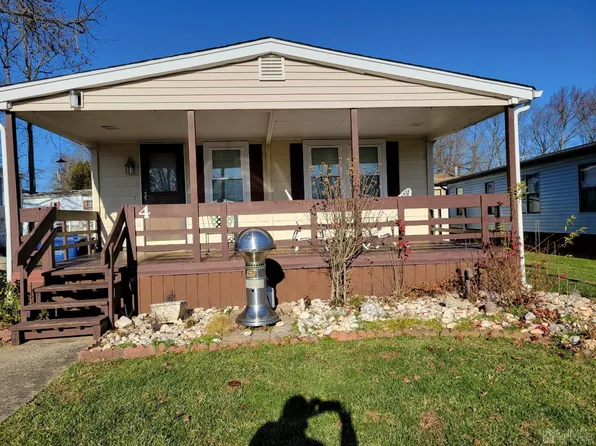 4 Shelley Rd, North Brunswick, NJ 08902