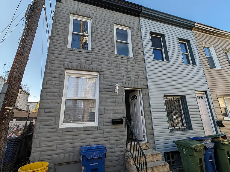 106 S Dean St — Photo 3
