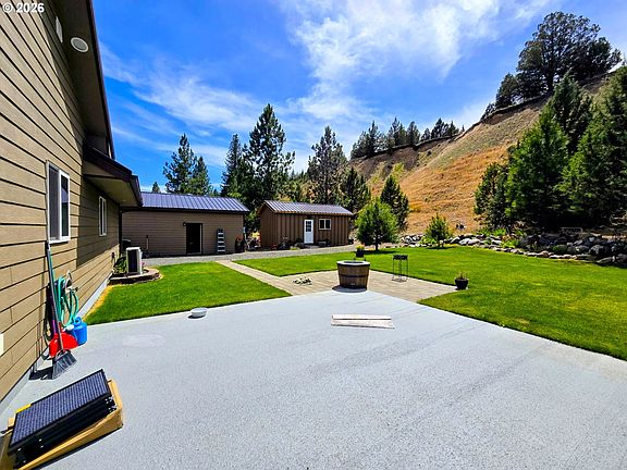 5th image of 217 Elkview Dr