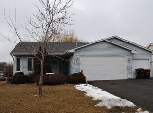 7150 Upper 43rd St N, Oakdale, MN 55128