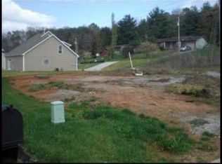 1306 Wyoming Ln, Knoxville, TN 37932