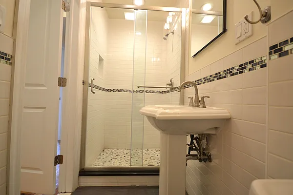 Rented by Bold New York | media 5