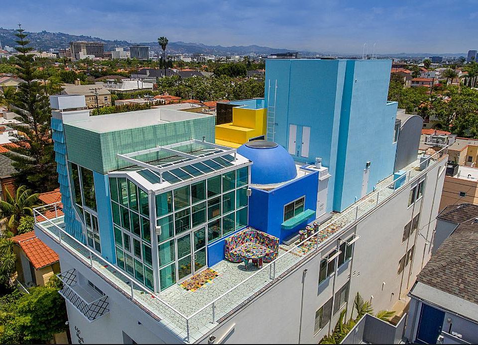 Building Photo