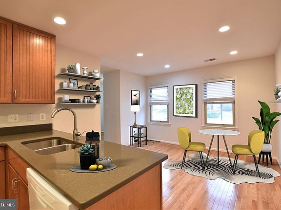 5th image of 7839 Coddle Harbor Ln #22