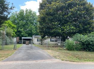 52 Buckeye Dr, Waverly Hall, GA 31831