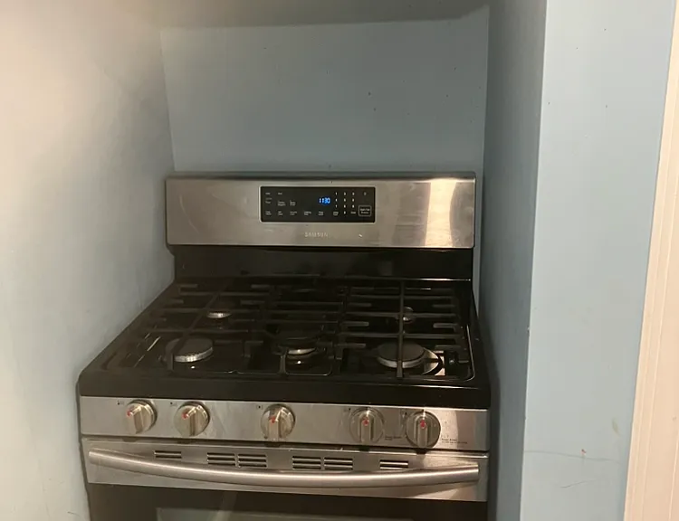 229 Marshall St #3 — Photo 1