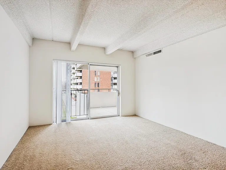 Korsakov / Da Vinci Apartments — Photo 60