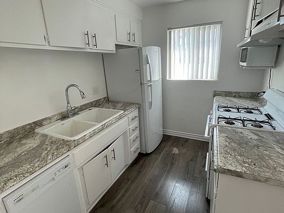 3rd image of 343 Cabrillo St APT A