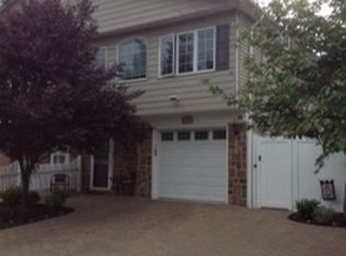 45 Nadal Pl, Staten Island, NY 10314