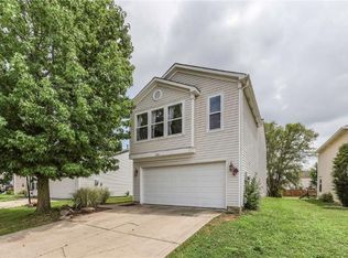 513 Overland Dr, Greenwood, IN