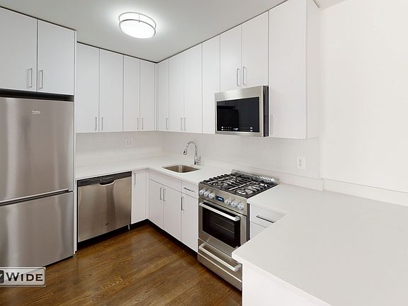 3rd image of 405 E 56th St #9LB