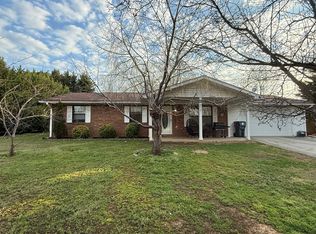 612 Hatcher Cir, Pigeon Forge, TN 37863