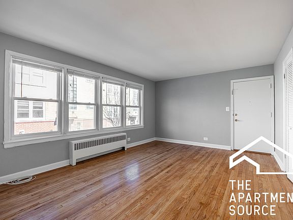 5th image of 6735 N California Ave Unit 1W