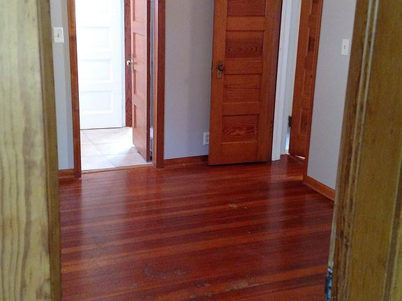 5th image of 515 N Iowa Ave