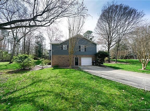 5th image of 6701 Woodshed Cir #1