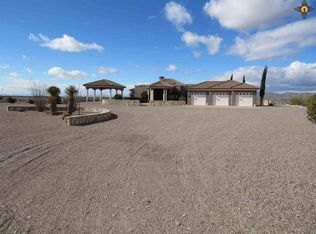 1185 Monti Vista Rd, Elephant Butte, NM 87935