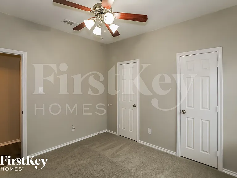 853 Jodie Dr — Photo 9