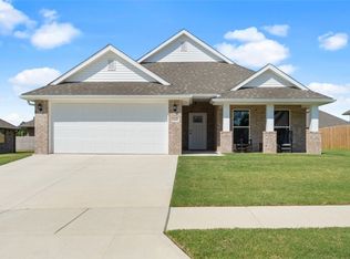 2418 England Ln, Pea Ridge, AR 72751