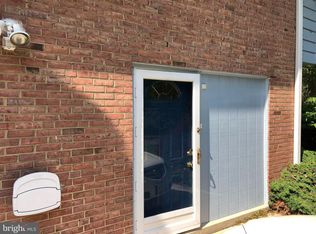 9700 Kenmore Dr #2, Kensington, MD 20895